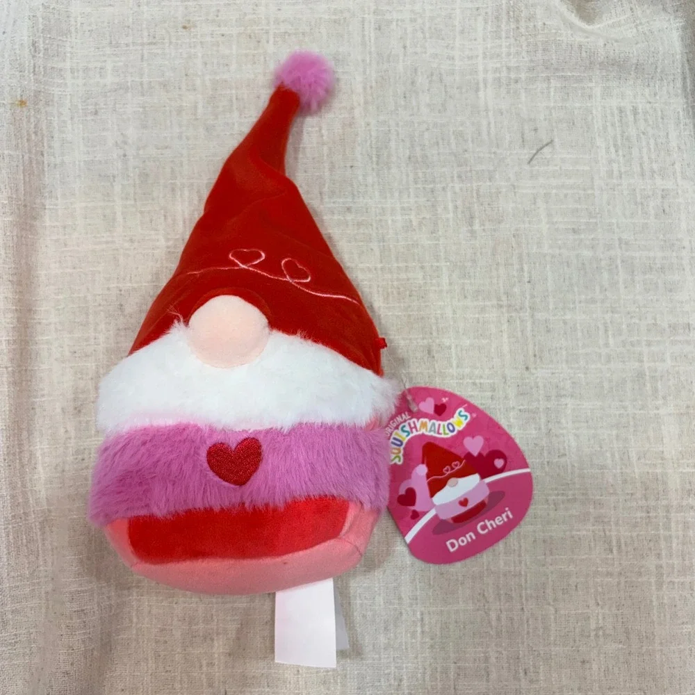 Squishmallows Don Cheri the Gnome Valentine 5 Inch Plush Red Pink NWT Jazwares